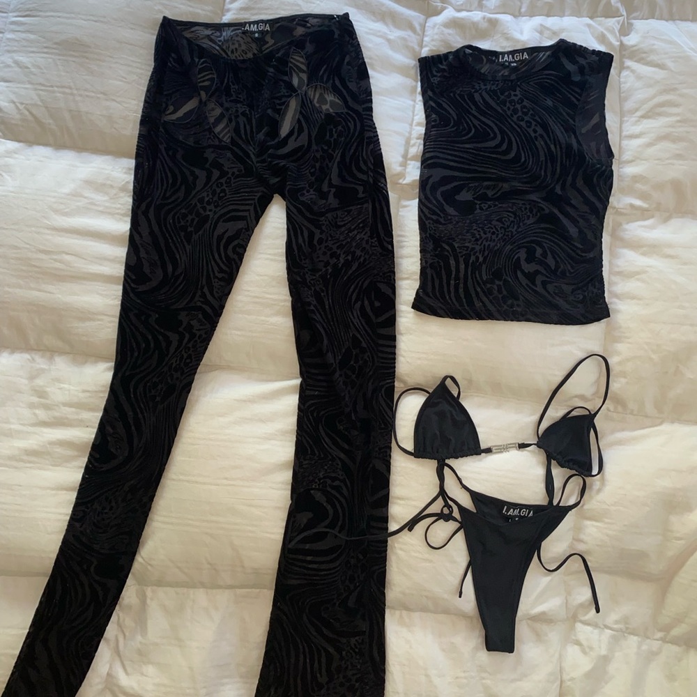 I.AM.GIA Amina set black. XS top,  S bottoms